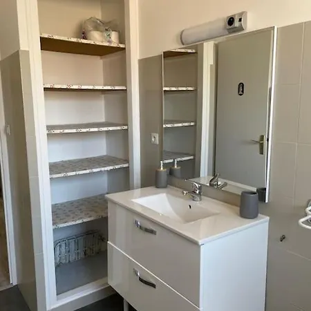 Pavillon Bord De - 10min Des Plages En Velo Holiday home *